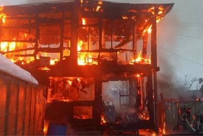 МЧС потушило пожар в дачном доме под Калининградом