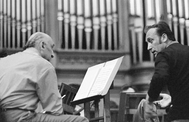 Единственное произведение, которое создал Щедрин после ухода из жизни супруги, — «Месса поминовения». Он посвятил произведение вечной памяти Майи Плисецкой | Источник: Главархив Москвы