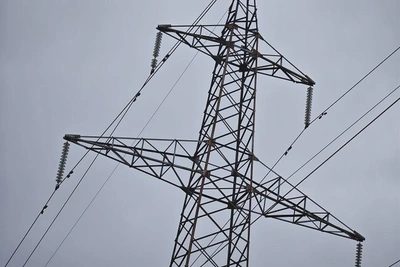 Авария на ЛЭП во Владивостоке оставила часть жителей без света
