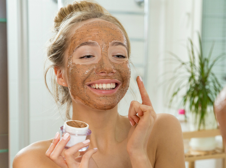 Топ-5 простых масок из кефира для естественного сияния лица: очистят кожу за один раз
