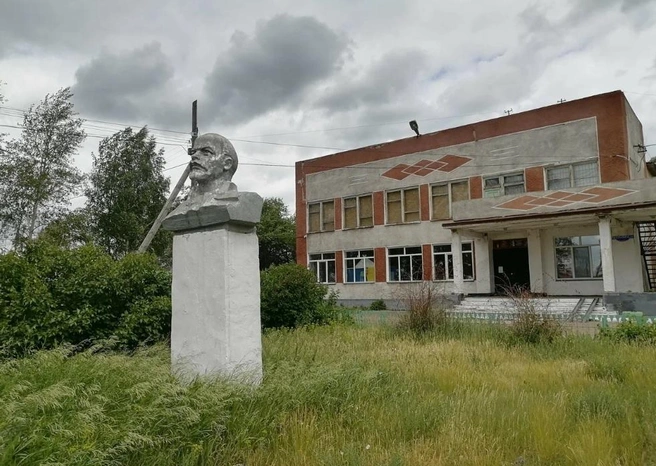 В Омской области находятся 115 действующих памятников Ленину | Источник: Артем Воронов / «Яндекс Карты»
