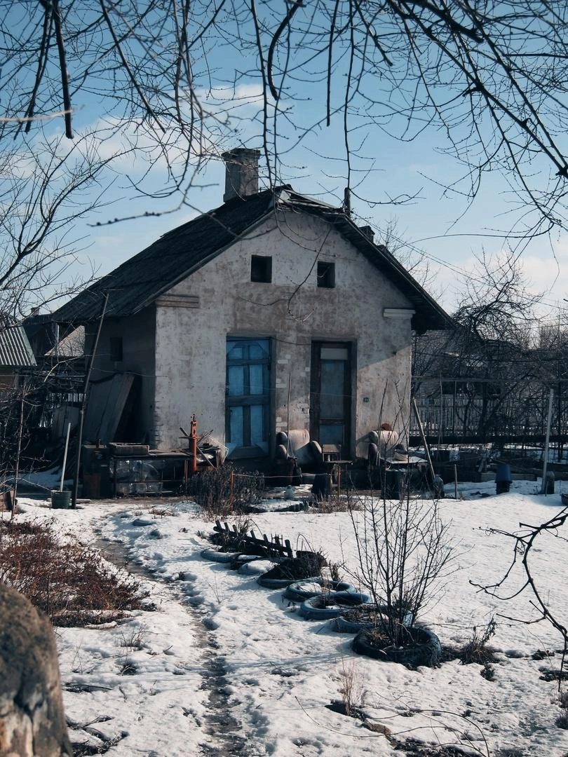 Эстетика разрухи: фотограф отыскал прекрасное в упадке «немецкого» поселка  Соляной в Волгограде - 26 марта 2023 - V1.ру