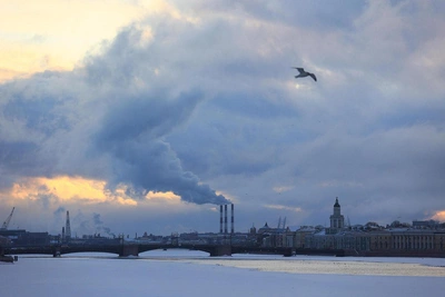 Воскресенье в Петербурге: потепление и высокое давление