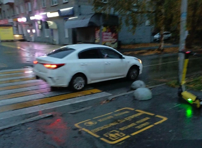 Впрочем, кто-то уже смог отодвинуть ограничитель, пишут читатели | Источник: Читатель НГС