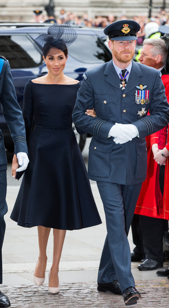 Фото №20 - Герцогиня Меган тратит на наряды больше герцогини Кейт