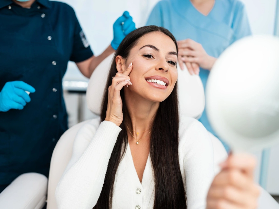 Подправить и не испортить: 5 пластических операций, которые можно делать после 40 лет | marieclaire.ru