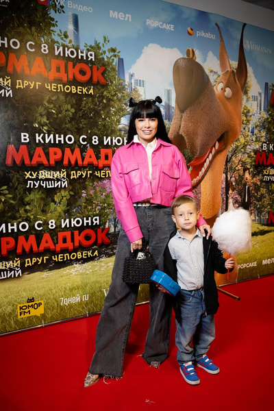 Нелли Ермолаева с сыном