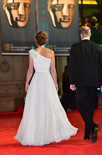 Белая королева: герцогиня Кембриджская на церемонии BAFTA-2019