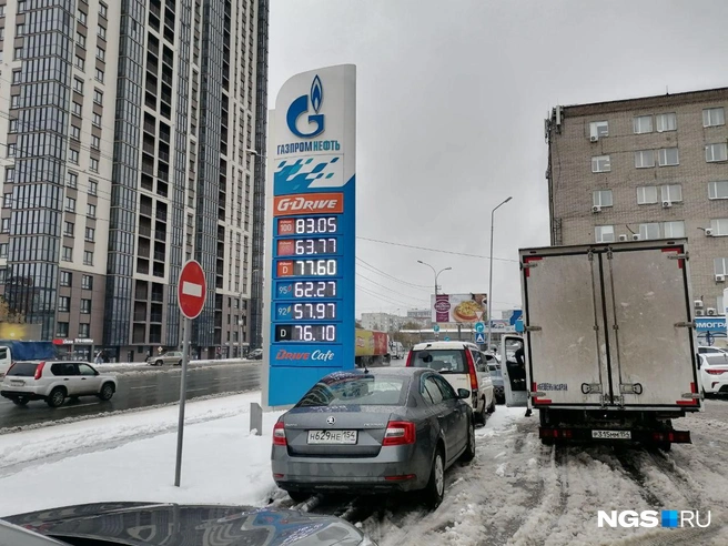 На АЗС «Газпромнефть» традиционно много посетителей | Источник: Егор Сафронов / NGS.RU