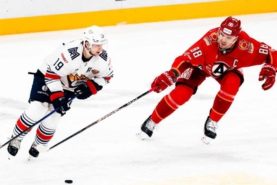 Хоккеисты подрались в матче КХЛ в Екатеринбурге