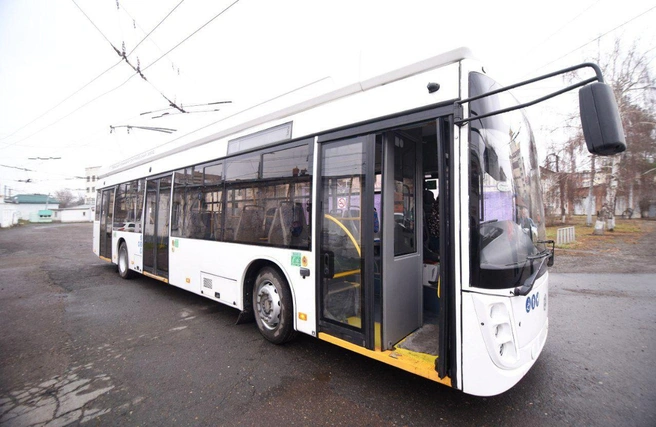 Приехавший на тест-драйв уфимский троллейбус «Горожанин» | Источник: мэрия Оренбурга