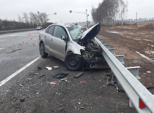 Опубликованы фотографии с места смертельной аварии в Шиловском районе | ya62.ru