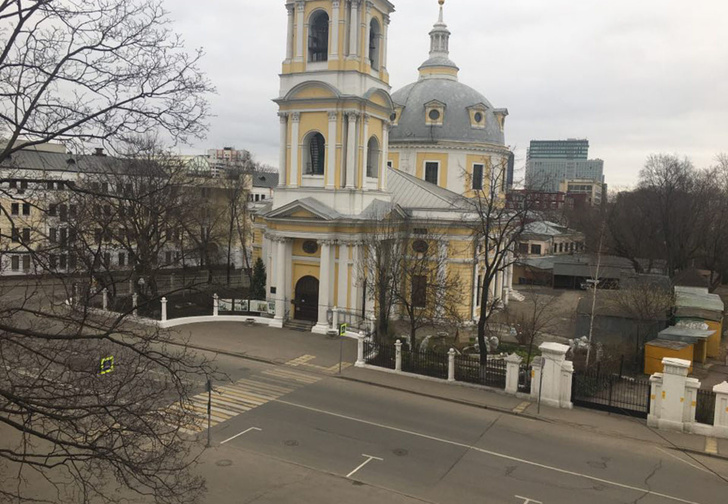 Фотографии опустевшей из-за карантина Москвы