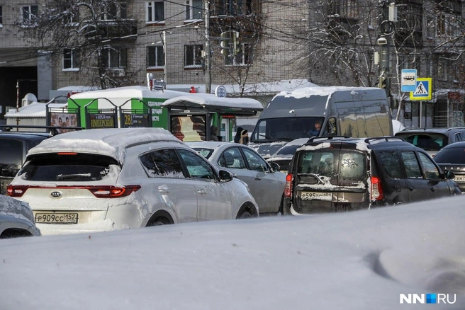 На дорогах образовались пробки в девять баллов | Источник: Наталья Бурухина / NN.RU