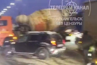 Массовое ДТП в Архангельске вызвало пробку