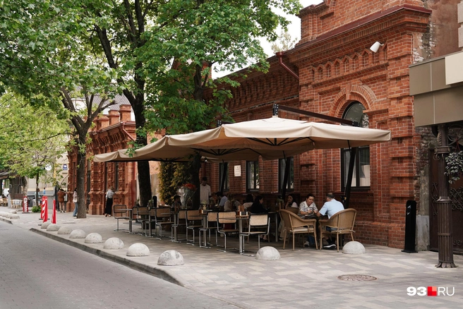 Летник Ave Bistro | Источник: Дарья Паращенко / 93.RU