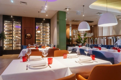 Ufa restaurant accused of mass firing over chats