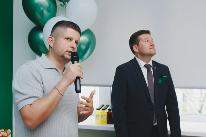 Руководитель челябинского подразделения Александр Савельев изучал теплогазоснабжение и вентиляцию на той самой кафедре, где сейчас открылась лаборатория  | Источник: Дарья Пона