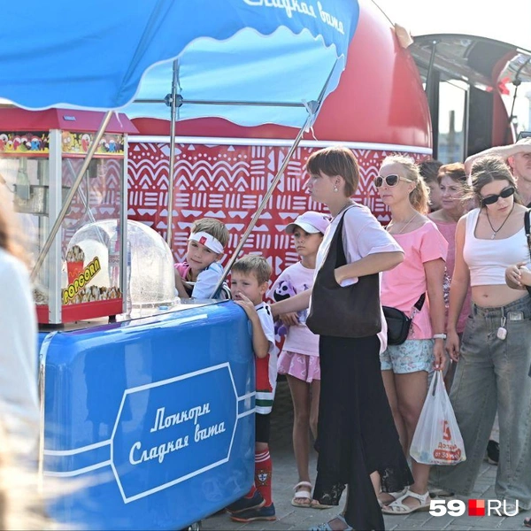 Любители сладкого, ищите себя на фото | Источник: Василина Любимова / 59.RU