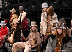 Marc Jacobs: изысканный хип-хоп в коллекции осень-зима 2017/18
