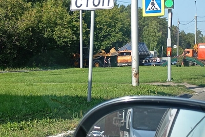 Кузов КАМАЗа упал: пятикилометровая пробка в Новосибирске