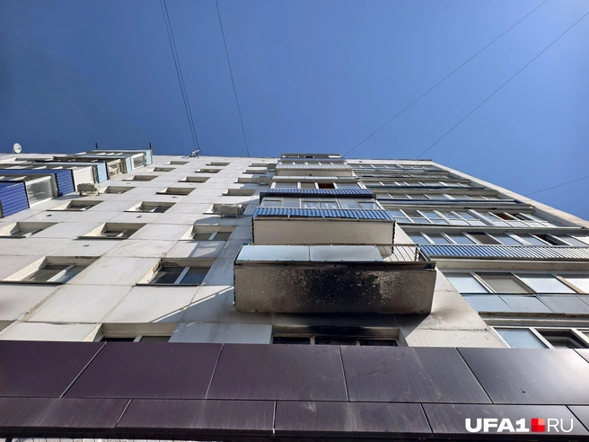 Обугленный балкончик | Источник: Булат Салихов / UFA1.RU