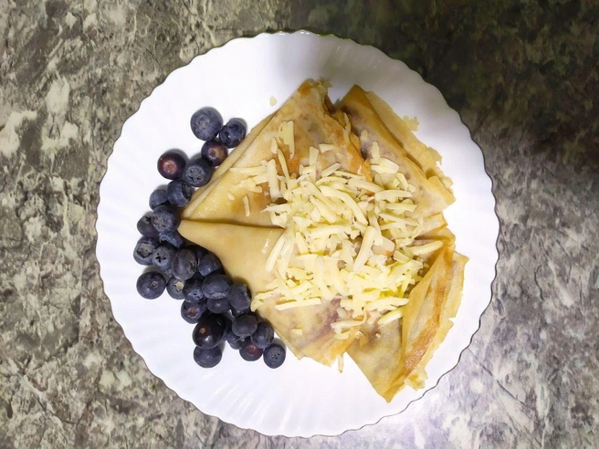 Завтрак&nbsp;— блинчики с голубикой | Источник: Патриция Лебедева