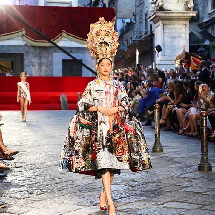 Из Неаполя с любовью: показ Dolce & Gabbana Alta Moda