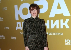 «Девочки, я поймала букет, а мой молодой человек подвязку жениха»: Ида Галич снова хочет замуж