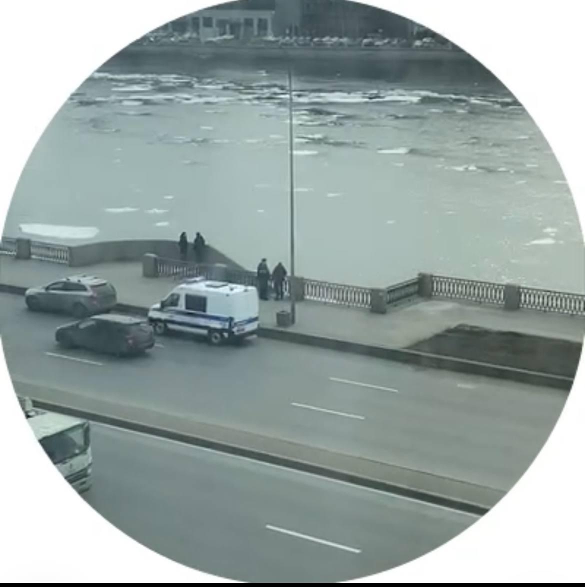 Утопленника выловили из Большой Невки в Петербурге