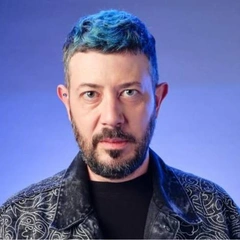«Счастлив, как в первые десять»: дизайнер Артемий Лебедев стал отцом в 11-й раз
