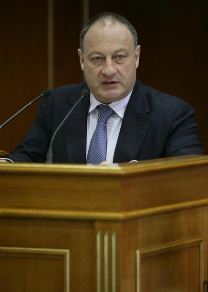 Владимир Слуцкер | www.starhit.ru