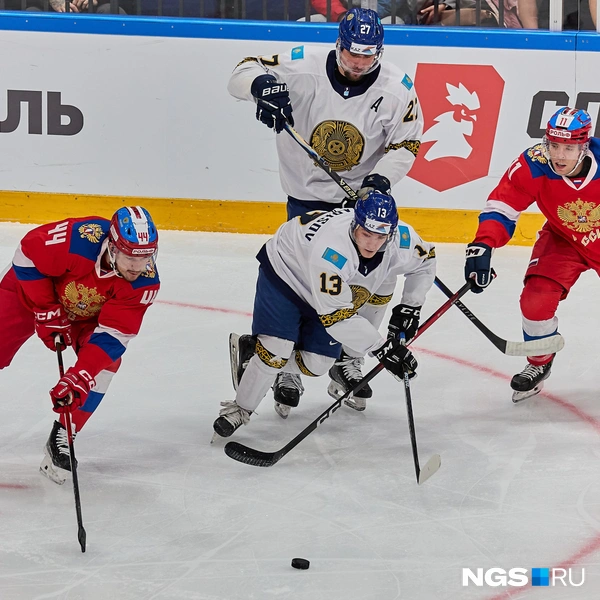 За три периода россияне забили 9 шайб | Источник: Александр Ощепков / NGS.RU