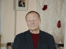 Не уберег Владислава, бросил жену, потерял связь с падчерицей. За что винит себя Борис Галкин