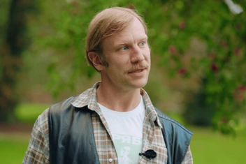 Иван Дорн признался, что ходит без трусов перед дочерью: почему дети не должны видеть родителей голыми