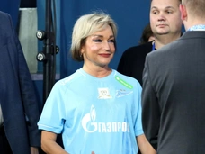 Буланова закрыла ресторан за 50 млн, который ей подарил молодой муж, мама Фриске перенесла операцию: соцсети звезд