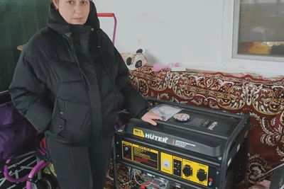 Многодетной семье из Малиновки подарили генератор