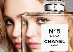 Лилли-Роуз Депп в новой рекламной кампании Chanel №5 «L’Eau»