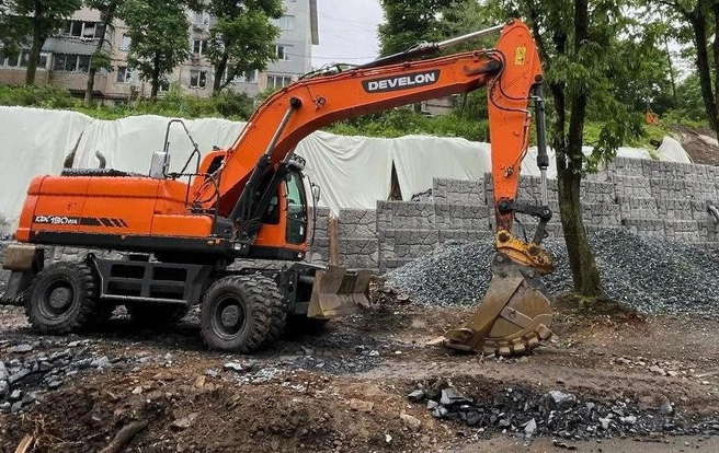 Глобальное потепление, таяние ледников и вечной мерзлоты делают и без того непростую гидрологическую обстановку на севере страны еще сложнее | Источник: Никита Шайхутдинов
