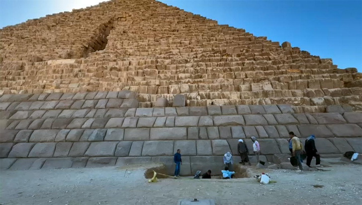 Пирамиду Менкаура в Египте начали облицовывать гранитом. Как вам новый вид чуда света?