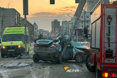 Очевидец аварии на Вокзальной магистрали рассказал о чемоданах