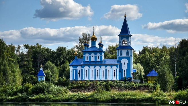 Церковь Казанской иконы Божией Матери построена при поддержке завода в середине нулевых | Источник: Артем Краснов
