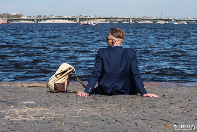 У автора колонки есть квартира в ипотеку и машина в кредит, как и у большинства россиян | Источник: Михаил Огнев / FONTANKA.RU