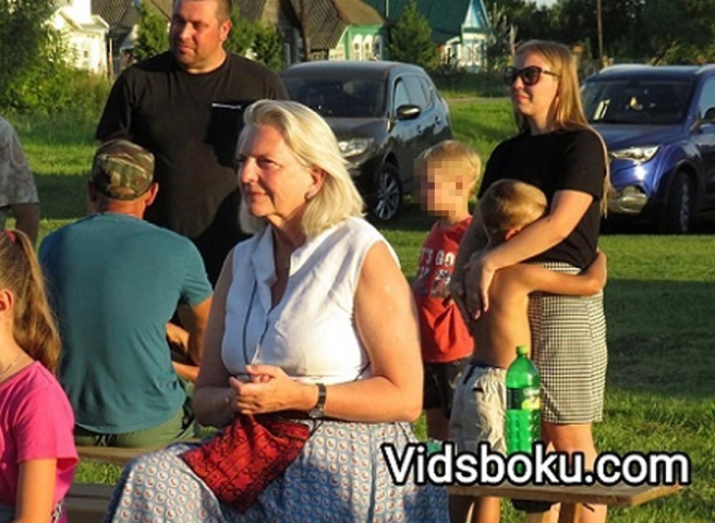 Экс-министр иностранных дел Австрии, с которой танцевал Путин, поселилась в деревне под Рязанью | ya62.ru