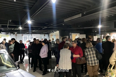 Vysotsky Museum Draws Crowd on Artist's 88th Birthday