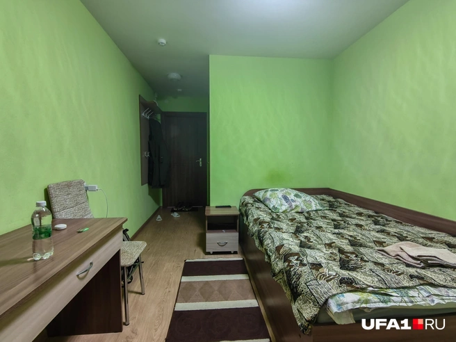 Этот номер обошелся в 3800, потому что аренду квартиры отменили в последний момент | Источник: Булат Салихов / UFA1.RU
