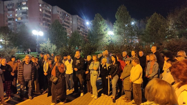 Люди не хотят появление нового храма на набережной, где сейчас гуляют | Источник: «Краснодар ЮМР» / T.me