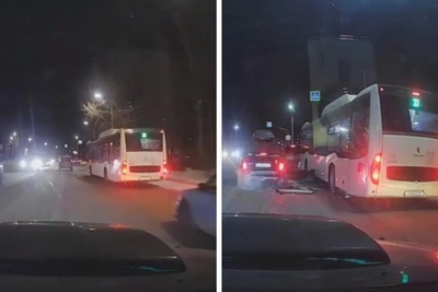 Bus crash in Nefteyaniki tears off car bumper