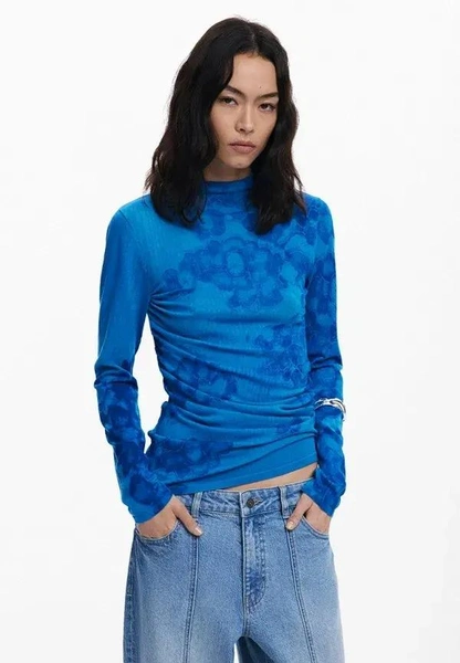 Джемпер, Desigual