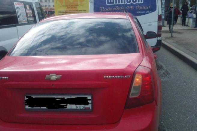 Автомобиль столкнулся с движущимся впереди автобусом | ufa1.ru